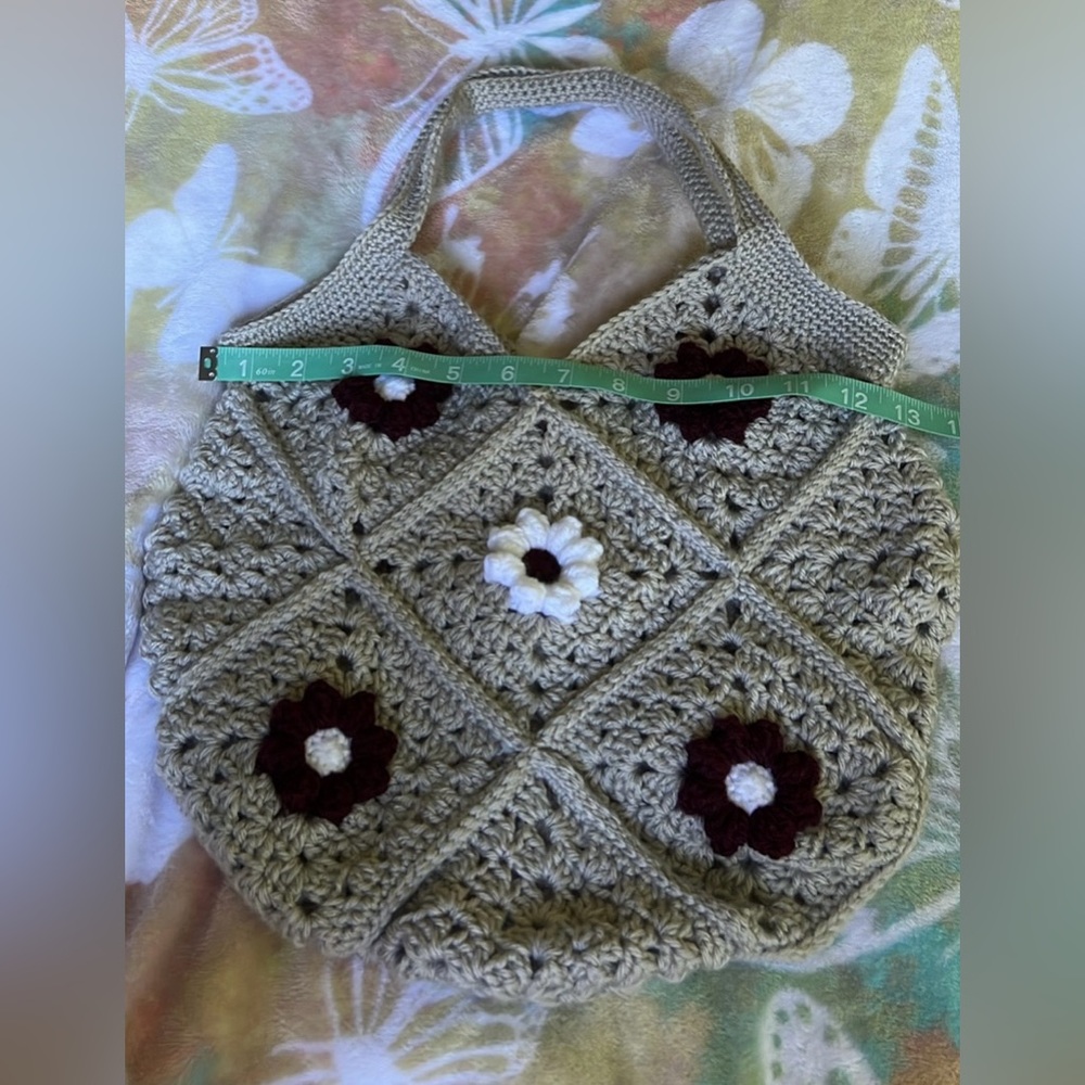 Crocheted Shoulder/Tote Bag 🌸 - Picture 5 of 6